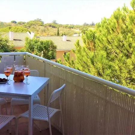 Charming 3 Bed @ Al-sakia Village